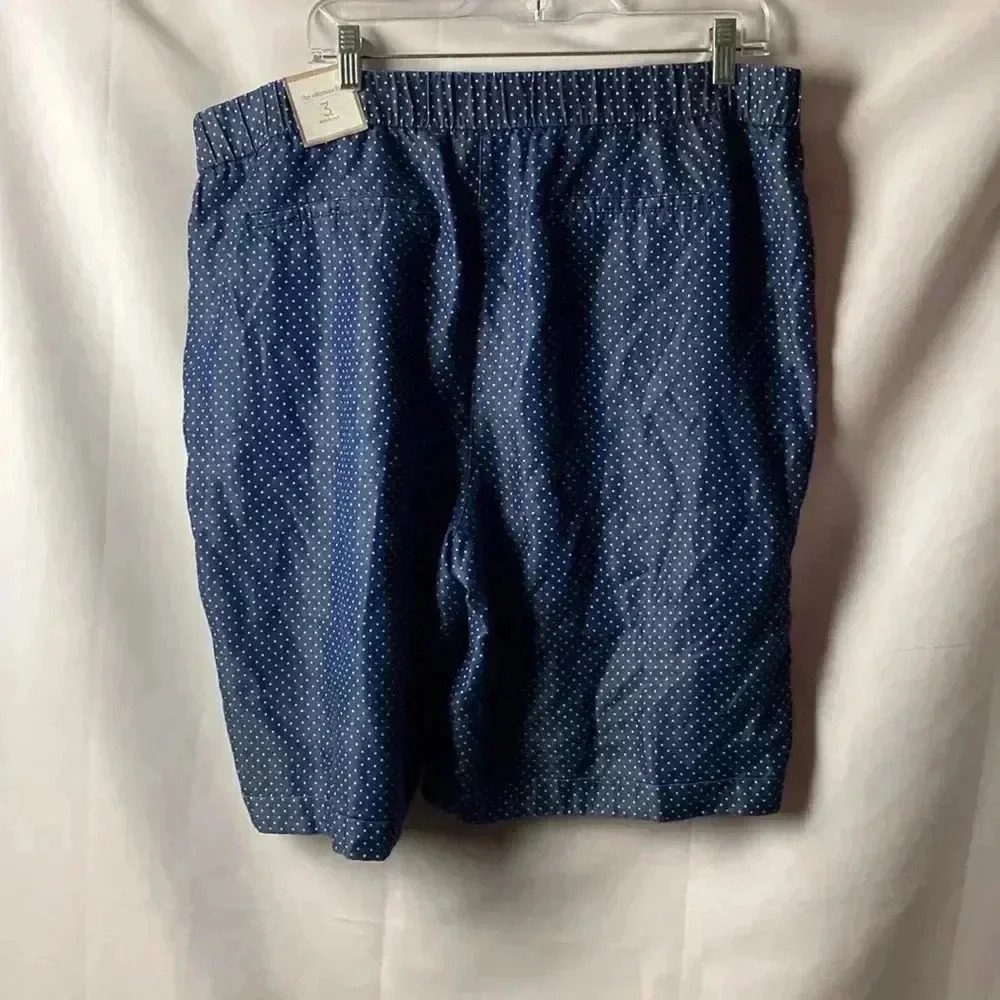 NWT CHICOS WO SIZE 16 BERMUDA‎ SHORTS CHAMBRAY BLUE WITH DOT PRINT POCKETS  NEW - Picture 5 of 12